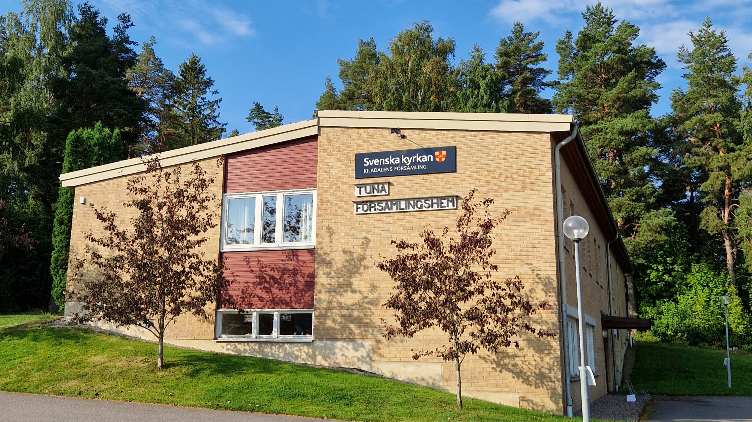 Administration och kyrkogårdsförvaltning